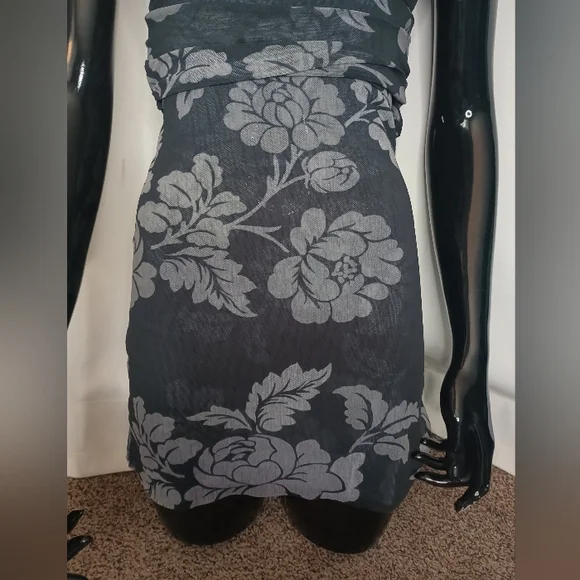 White House Black Market Y2K Babydoll Tank Top Medium Dark Floral Whimsigoth - Picture 4 of 9